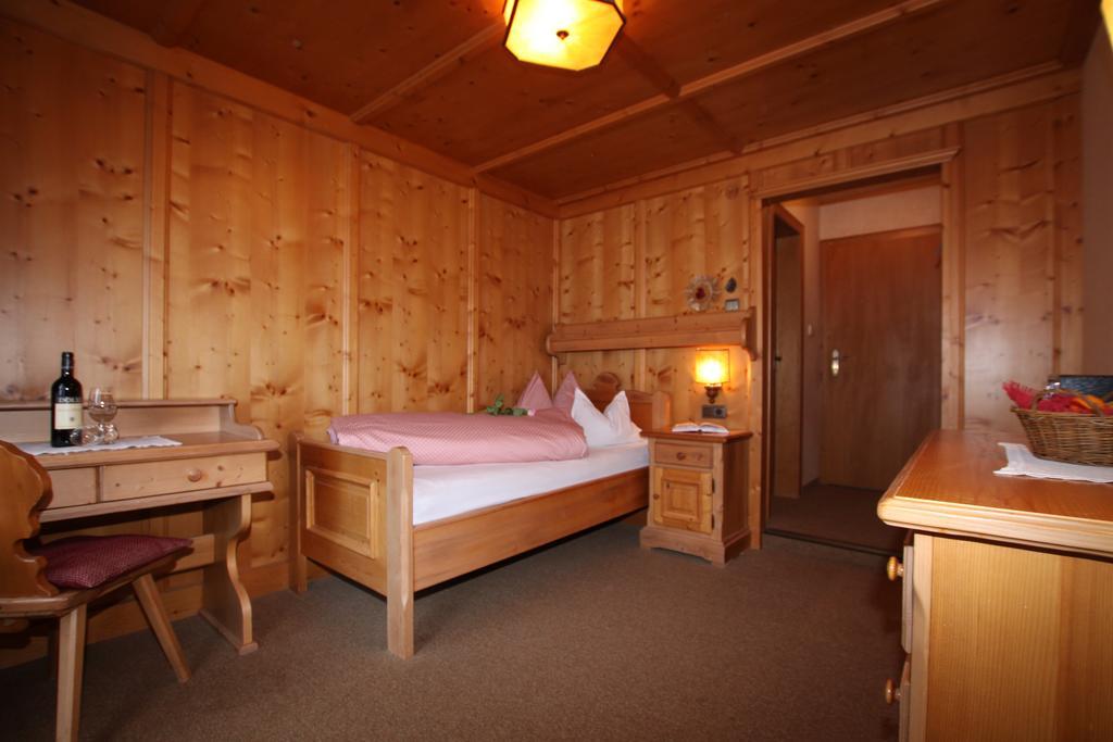 Gasthof Zur Muehle Leutasch Kamer foto