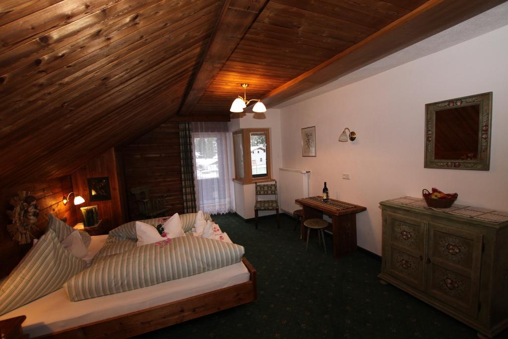 Gasthof Zur Muehle Leutasch Kamer foto