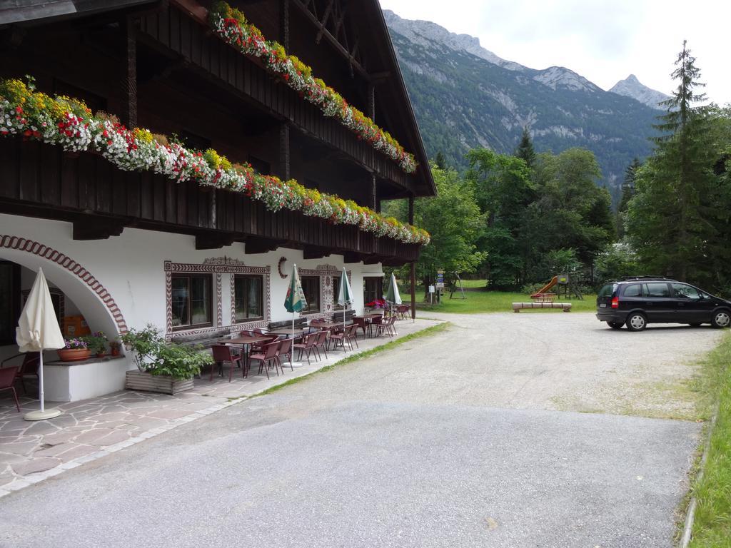 Gasthof Zur Muehle Leutasch Buitenkant foto